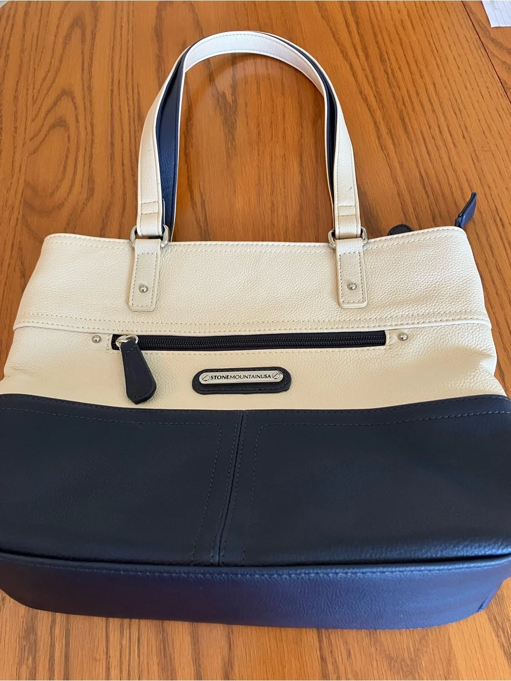 Stone Mountain Accessories Two-Tone Tote in Cream and Navy, leather